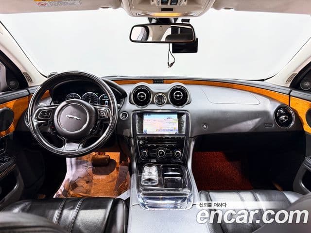 Jaguar All New XJ X351, 2013 4