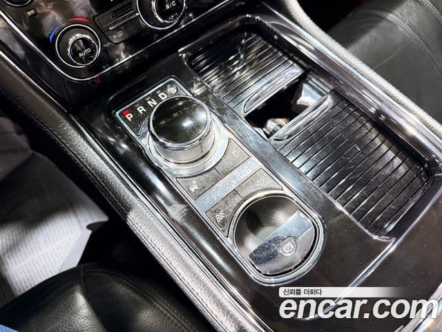 Jaguar All New XJ X351, 2013 7