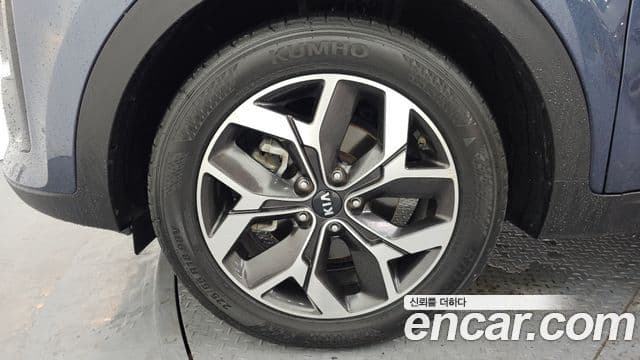 Kia Sportage The / новый Bold Prestige, 2021 все фото