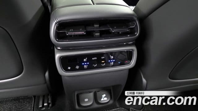 Genesis GV80 купе чёрный, 2025 18