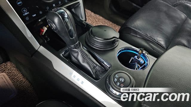 Ford Explorer 5세대, 2013 9