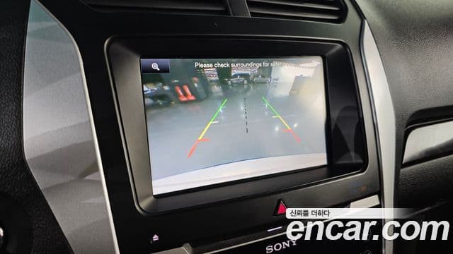 Ford Explorer 5세대, 2013 17