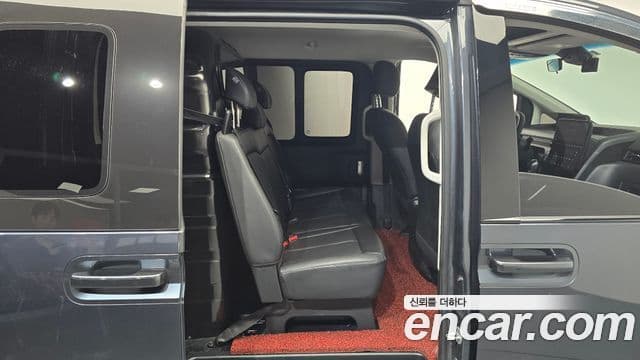 Hyundai Staria Modern, 2022 12