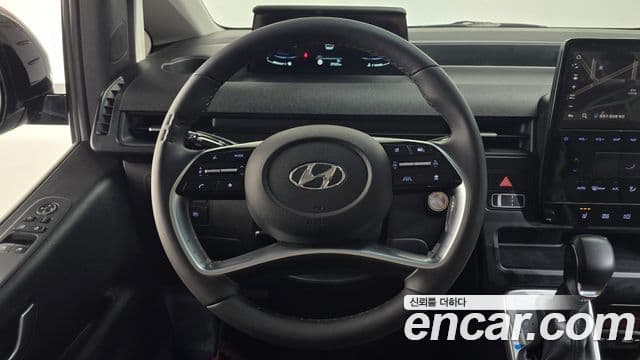Hyundai Staria Modern, 2022 13