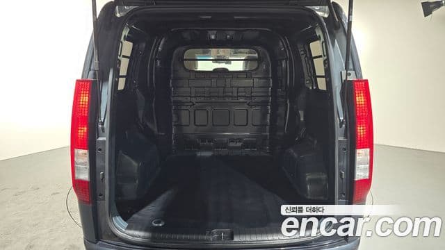 Hyundai Staria Modern, 2022 20