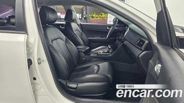 Kia K5 2세대 Deluxe, 2016 10