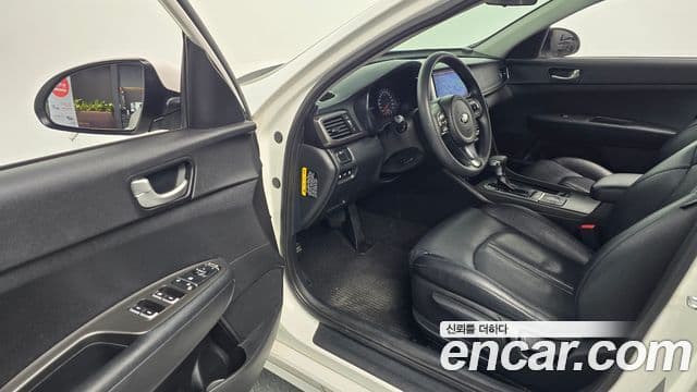 Kia K5 2세대 Deluxe, 2016 11