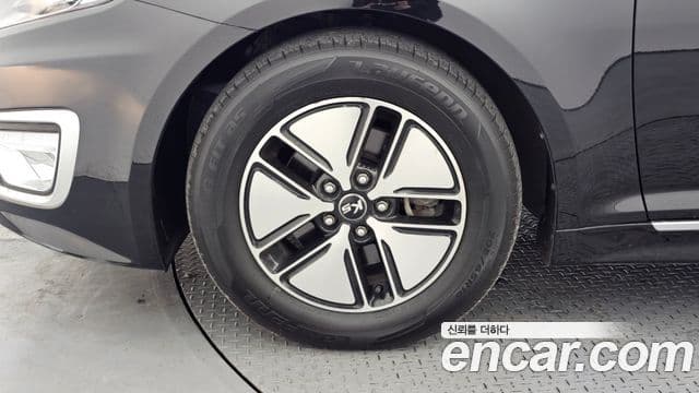 Kia K5 гибрид Luxury, 2013 все фото