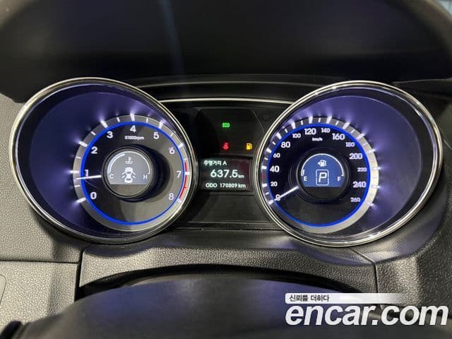 Hyundai Sonata The / новый 브릴리언트 LPI Modern(для людей с инвалидностью), 2013 8
