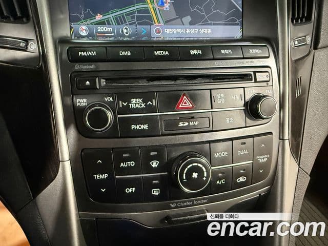 Hyundai Sonata The / новый 브릴리언트 LPI Modern(для людей с инвалидностью), 2013 12