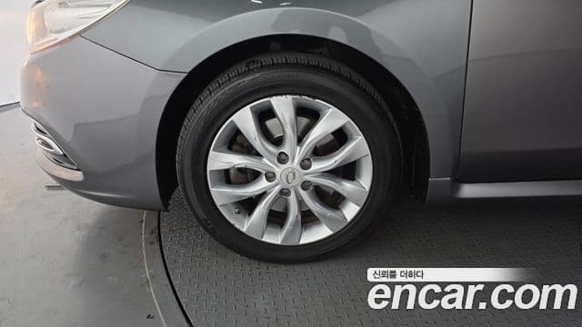 Renault Korea(Samsung) SM7 Nova LPLI 2.0 LPe для людей с инвалидностью, 2016 все фото