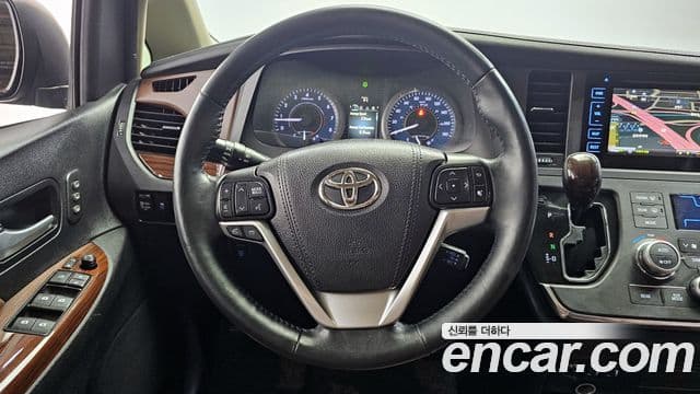 Toyota Sienna, 2016 13