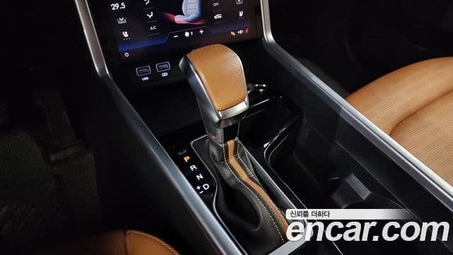 KG모빌리티(SsangYong) Torres T7, 2023 9