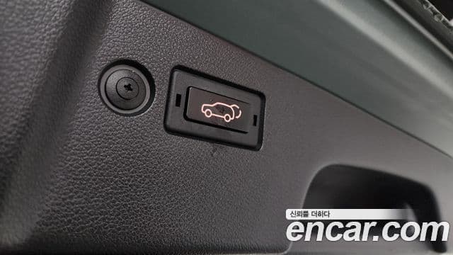 KG모빌리티(SsangYong) Torres T7, 2023 20