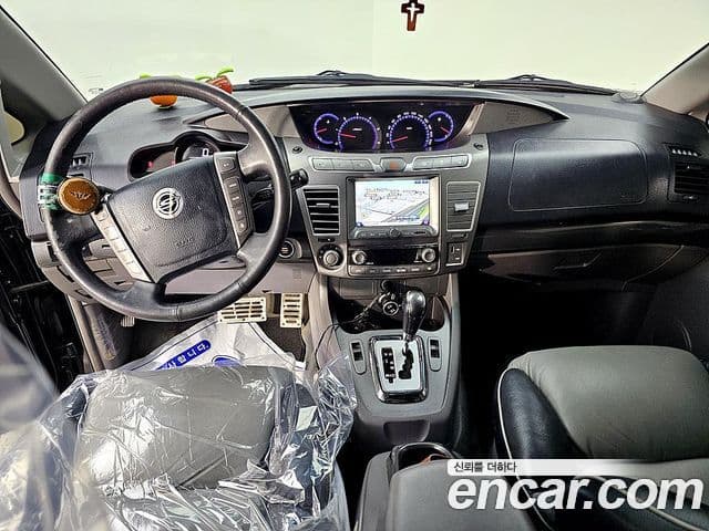 KG모빌리티(SsangYong) Korando 투리스모 4WD GT 11인승, 2014 все фото