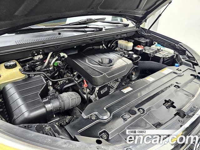 KG모빌리티(SsangYong) Korando 투리스모 4WD GT 11인승, 2014 6