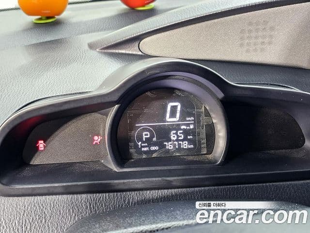 KG모빌리티(SsangYong) Korando 투리스모 4WD GT 11인승, 2014 7