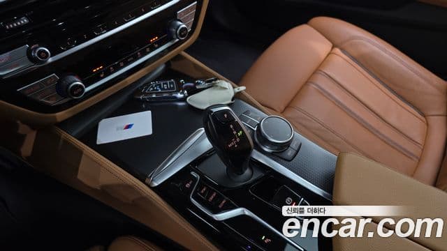 BMW 5시리즈 (G30) 520i M Sport, 2023 9