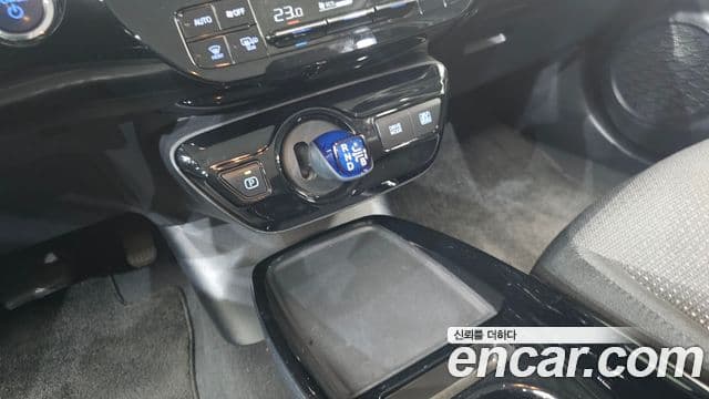 Toyota 프리우스 4세대, 2019 9