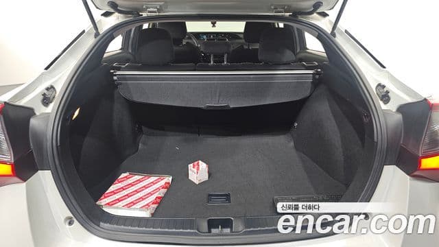 Toyota 프리우스 4세대, 2019 20