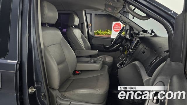 Hyundai Grand Starex Smart, 2017 10