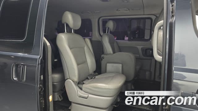Hyundai Grand Starex Smart, 2017 12