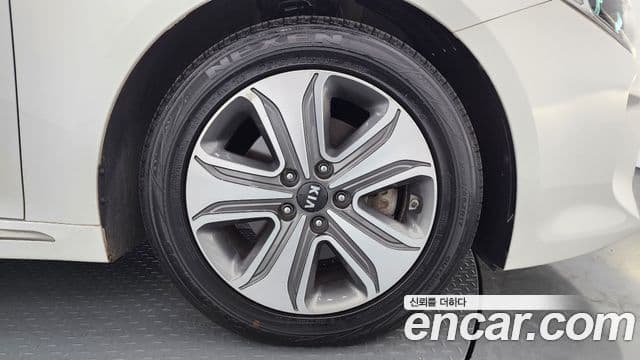 Kia K5 гибрид 2세대 Special, 2016 все фото