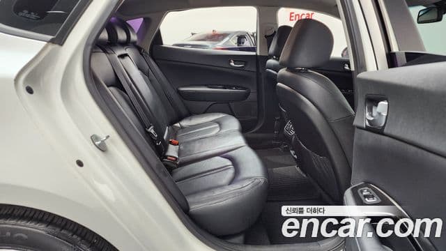 Kia K5 гибрид 2세대 Special, 2016 12