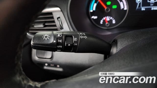 Kia K5 гибрид 2세대 Special, 2016 14