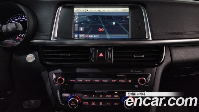 Kia K5 гибрид 2세대 Special, 2016 15