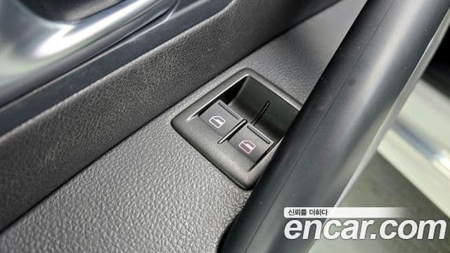 Volkswagen 시로코 2.0 TDI R-Line, 2012 18