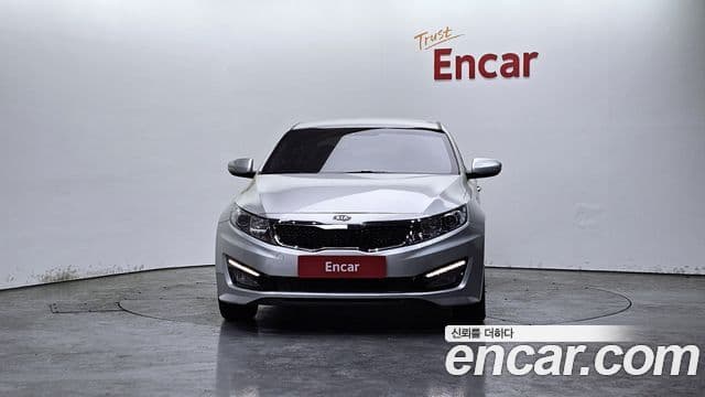 Kia K5 Prestige, 2011 3