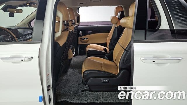 Kia Carnival 4세대 Signature, 2021 11