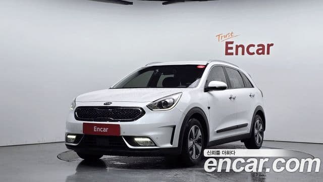 Kia Niro Noblesse, 2017 1