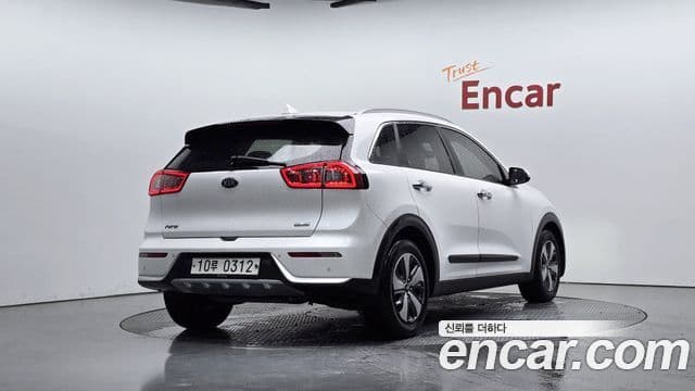 Kia Niro Noblesse, 2017 2