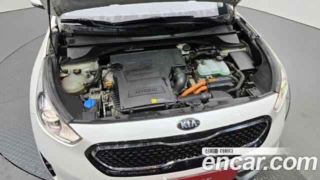 Kia Niro Noblesse, 2017 6