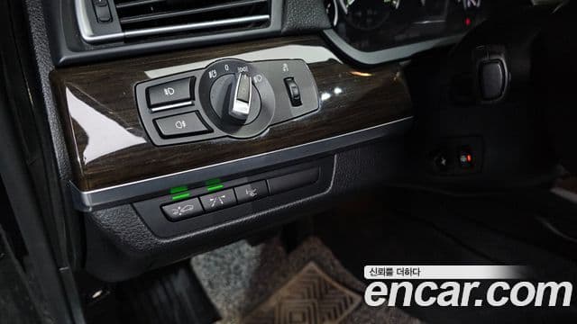 BMW 7시리즈 (F01) 740Li, 2012 18