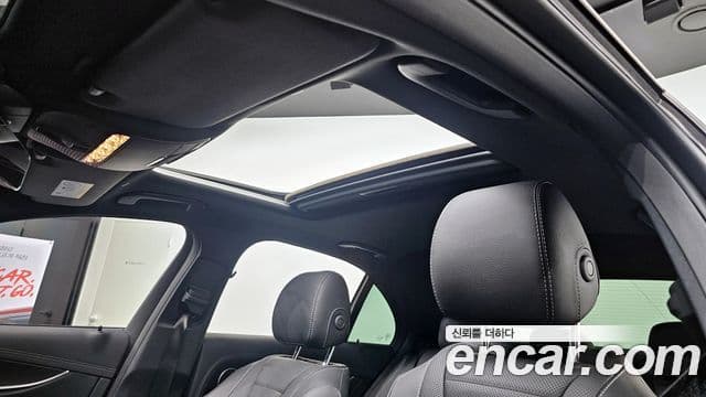 Mercedes-Benz E-класс W213 AMG Line, 2023 18