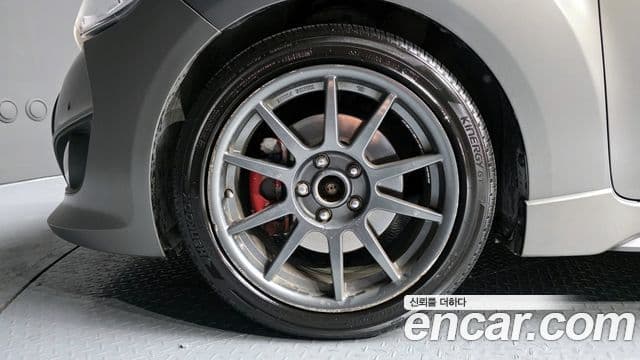 Hyundai Veloster турбо D Spec, 2015 все фото