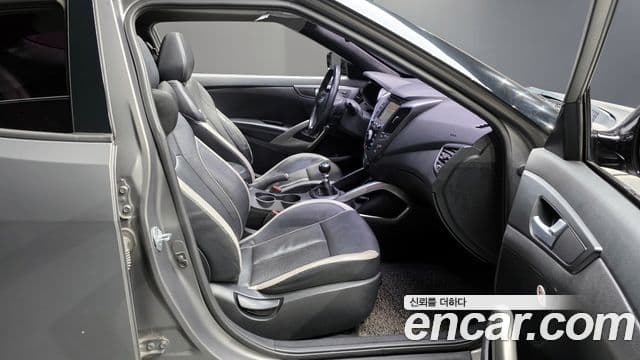 Hyundai Veloster турбо D Spec, 2015 10