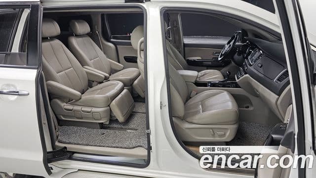 Kia All New Carnival President, 2016 11