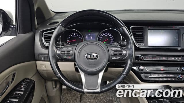Kia All New Carnival President, 2016 13