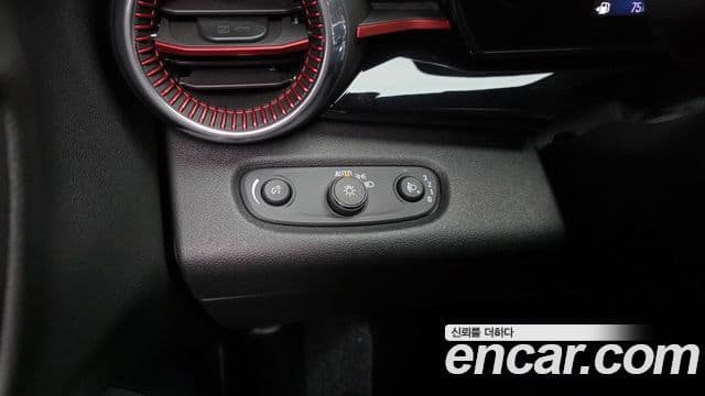 Chevrolet(GM대우) Trax кроссовер 1.2 RS, 2024 18