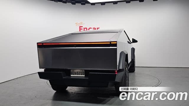 Tesla 사이버트럭, 2024 4