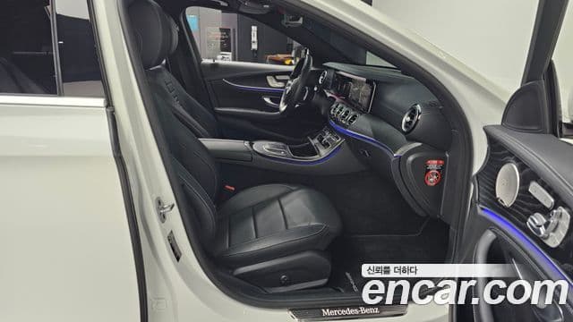 Mercedes-Benz E-класс W213 AMG Line, 2022 11