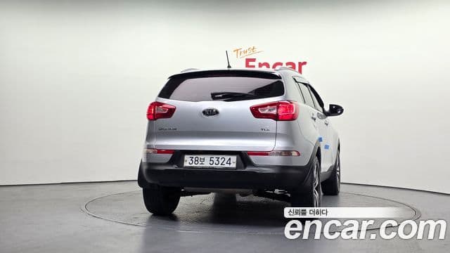 Kia Sportage R топовая версия, 2011 4