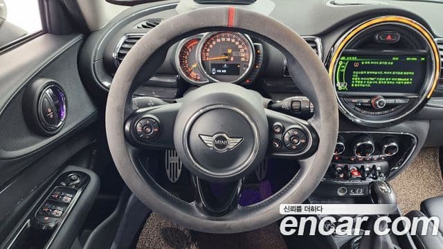 Mini Cooper S 클럽맨 2세대, 2016 13