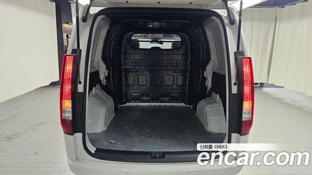 Hyundai Staria Modern, 2022 20