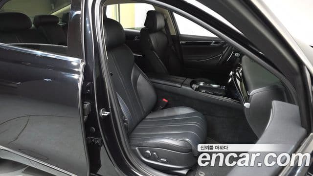 Genesis G80 (RG3) бензин 2.5 турбо AWD, 2021 12