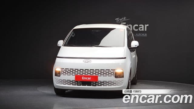 Hyundai Staria Modern, 2022 3